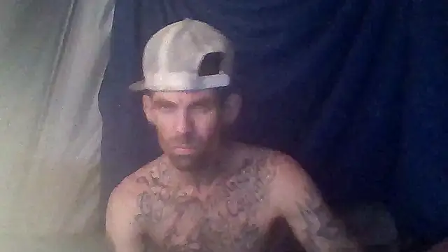 Snapshot of prettyboytatted69 chatting on 03-26-26, 06:41 prettyboytatted69 online show from 03-26-26, 06:41