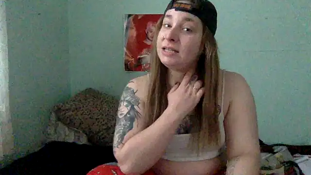 Snapshot of alexabunni chatting on 01-06-26, 03:16 alexabunni online show from 01-06-26, 03:16