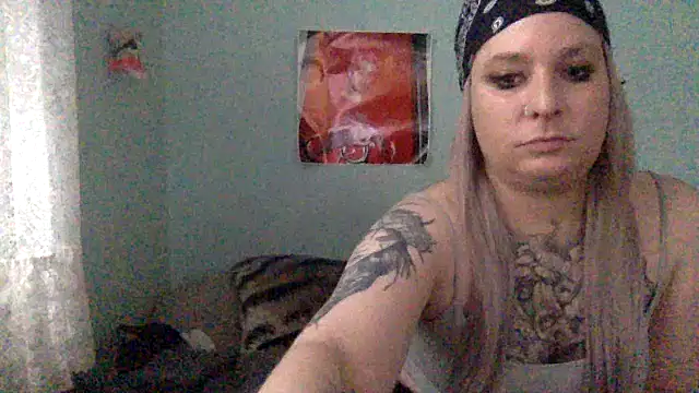 Snapshot of alexabunni chatting on 02-20-26, 03:34 alexabunni online show from 02-20-26, 03:34