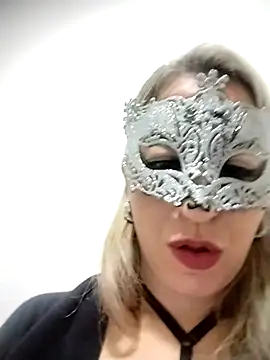 Snapshot of Copazzasoft chatting on 11-28-25, 10:18 Copazzasoft online show from 11-28-25, 10:18