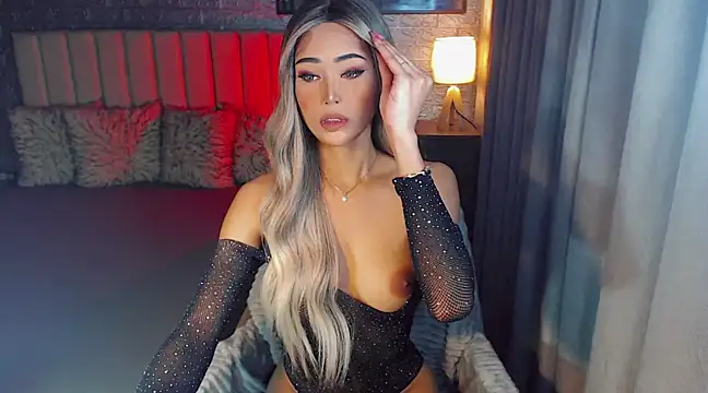Miss Amandaversace online show from 02-12-25, 08:40