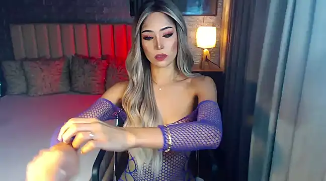 Miss Amandaversace online show from 02-26-25, 12:27