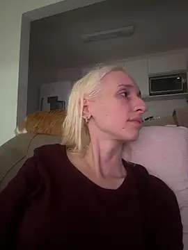 Snapshot of bunnydark00 chatting on 03-13-25, 12:05 bunnydark00 online show from 03-13-25, 12:05