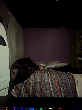 Snapshot of bunnydark00 chatting on 10-09-25, 12:19 bunnydark00 online show from 10-09-25, 12:19