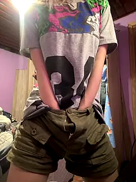 Snapshot of bunnydark00 chatting on 10-10-25, 11:59 bunnydark00 online show from 10-10-25, 11:59