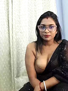 Queen Dolly online show from 09-27-25, 06:02