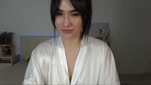 Snapshot of RoxannePure chatting on 02-28-25, 05:15 RoxannePure online show from 02-28-25, 05:15