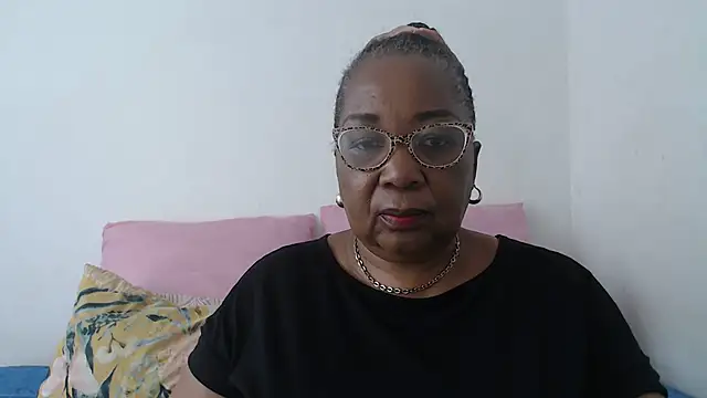 Snapshot of KinkyRicoSaisyours chatting on 03-09-25, 03:49 KinkyRicoSaisyours online show from 03-09-25, 03:49