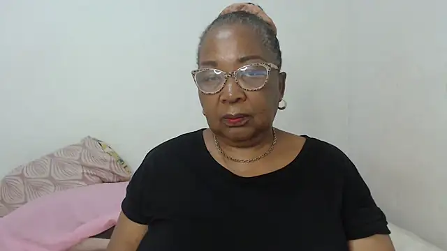 Snapshot of KinkyRicoSaisyours chatting on 03-09-25, 08:21 KinkyRicoSaisyours online show from 03-09-25, 08:21