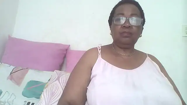 Snapshot of KinkyRicoSaisyours chatting on 11-14-25, 06:12 KinkyRicoSaisyours online show from 11-14-25, 06:12