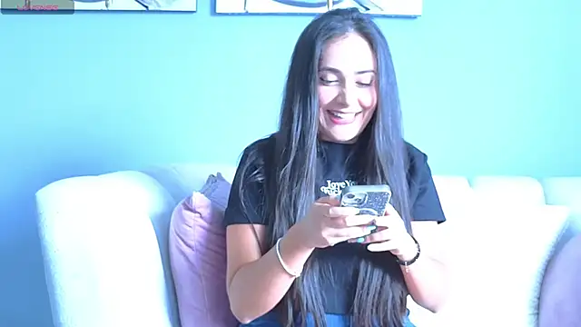 Snapshot of BrookeMiller chatting on 09-19-25, 08:42 BrookeMiller online show from 09-19-25, 08:42