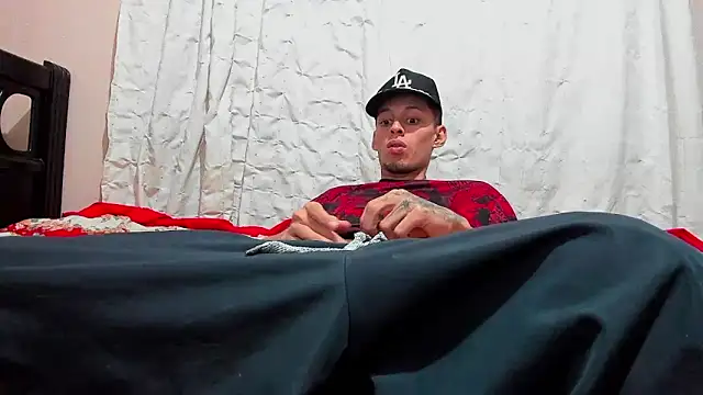 davidlatin66 online show from 02-07-26, 12:14