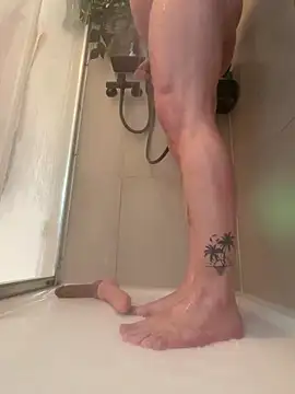 Snapshot of angelus112 chatting on 02-16-26, 08:21 angelus112 online show from 02-16-26, 08:21