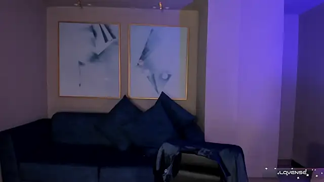 EveBensonX online show from 03-05-25, 03:18