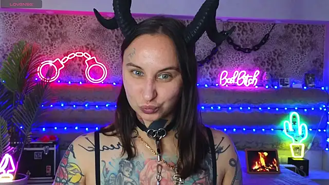 Cool Freak  online show from 05-29-26, 10:13