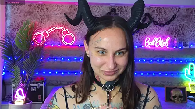Cool Freak  online show from 06-07-26, 10:08