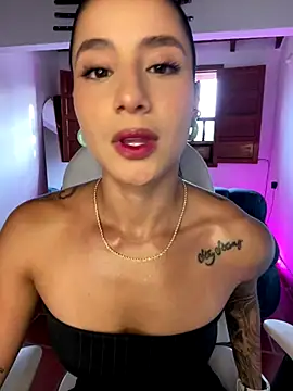 Ale Lewis online show from 12-18-25, 09:54