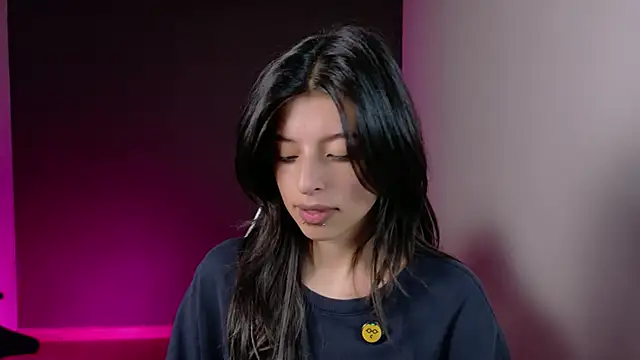 Snapshot of NanaRott chatting on 07-05-26, 02:51 NanaRott online show from 07-05-26, 02:51