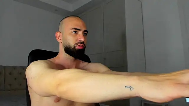 MichaelMasterss online show from 05-11-26, 09:45
