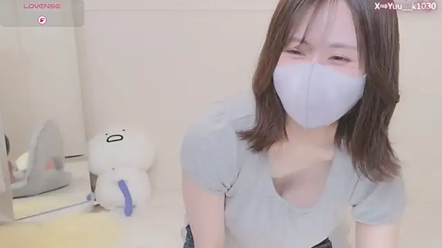 Snapshot of Yuu__k chatting on 07-30-26, 02:27 Yuu k online show from 07-30-26, 02:27