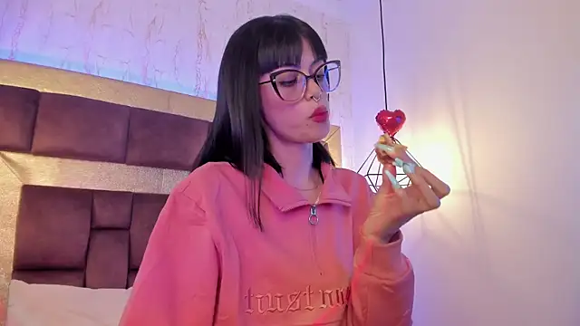 Snapshot of _Jessy_Moon_ chatting on 12-27-24, 07:46 Jessy Moon online show from 12-27-24, 07:46