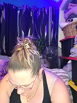 SexyNikki6969 online show from 04-06-26, 12:08