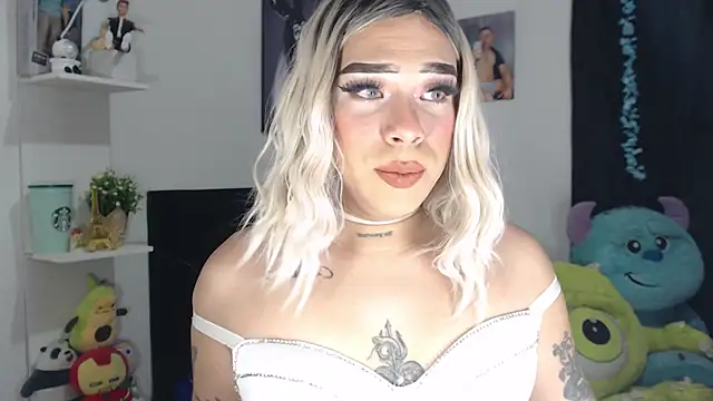 Snapshot of valentina_margareth_ts chatting on 01-18-25, 03:42 valentina margareth ts online show from 01-18-25, 03:42