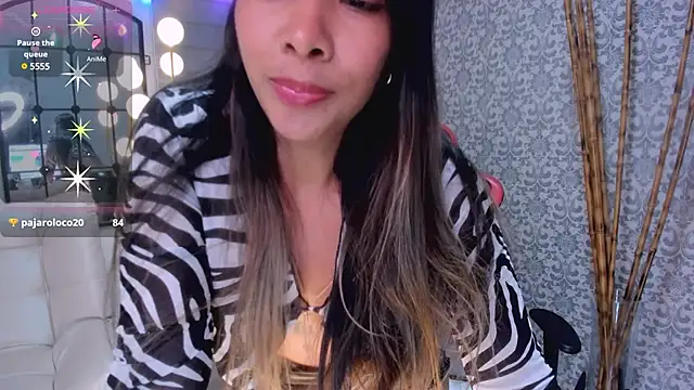 RenataReyes online show from 01-11-25, 01:48