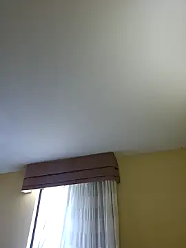 Snapshot of mossy_kiss chatting on 01-04-25, 04:32 mossy kiss online show from 01-04-25, 04:32