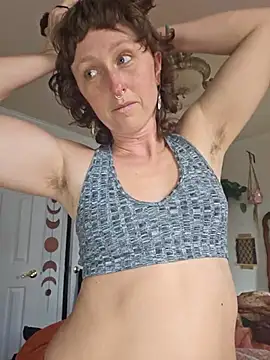 Snapshot of mossy_kiss chatting on 01-14-26, 07:08 mossy kiss online show from 01-14-26, 07:08