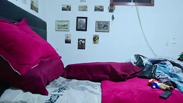 seraph1n online show from 10-16-25, 04:13