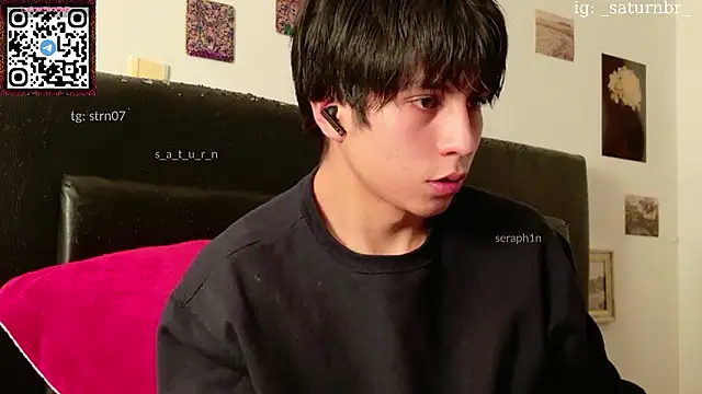 Snapshot of seraph1n chatting on 02-17-26, 10:27 seraph1n online show from 02-17-26, 10:27