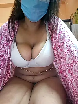 Snapshot of Steamyfuck96 chatting on 09-17-25, 03:35 Steamyfuck96 online show from 09-17-25, 03:35