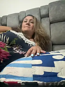 Snapshot of gabiTetas chatting on 10-13-25, 11:16 gabiTetas online show from 10-13-25, 11:16