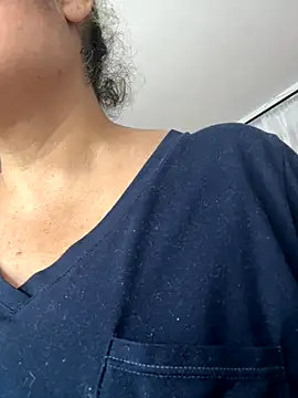 Snapshot of gabiTetas chatting on 10-26-25, 07:31 gabiTetas online show from 10-26-25, 07:31