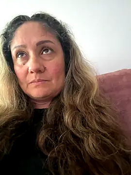 Snapshot of gabiTetas chatting on 11-22-25, 09:14 gabiTetas online show from 11-22-25, 09:14