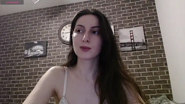 Snapshot of _Hot_Lady_ chatting on 02-28-25, 07:03 Hot Lady online show from 02-28-25, 07:03