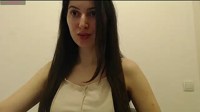 Snapshot of _Hot_Lady_ chatting on 02-14-26, 07:10 Hot Lady online show from 02-14-26, 07:10