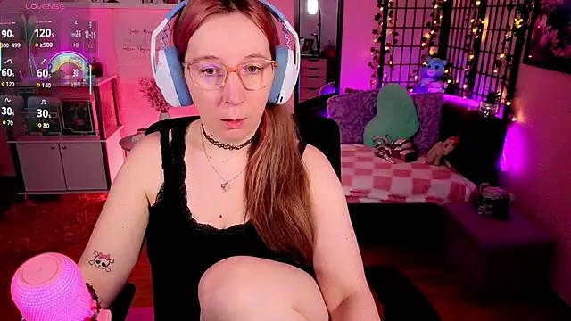 JustKerry online show from 06-17-26, 07:22
