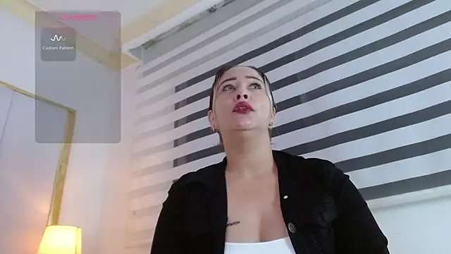 Snapshot of WANDAFOXX1 chatting on 02-07-25, 03:45 WANDAFOXX1 online show from 02-07-25, 03:45