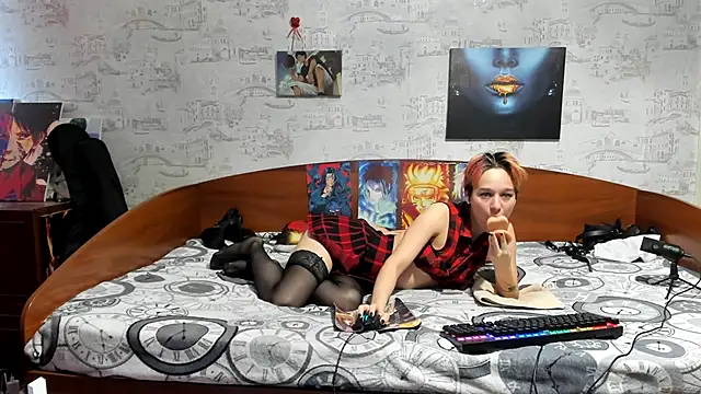 KagamiTayga online show from 04-18-26, 02:48