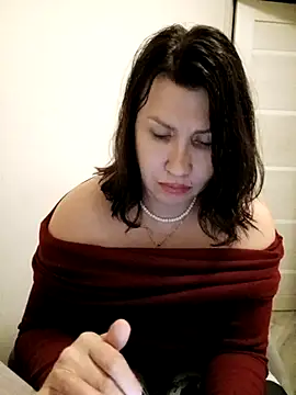ROXOLANAA SEXY online show from 04-11-26, 05:17