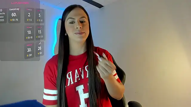 Snapshot of Naughtysofiaa chatting on 02-18-26, 02:40 Naughtysofiaa online show from 02-18-26, 02:40