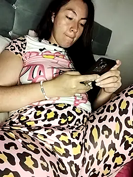 katha steele  online show from 09-28-25, 10:20