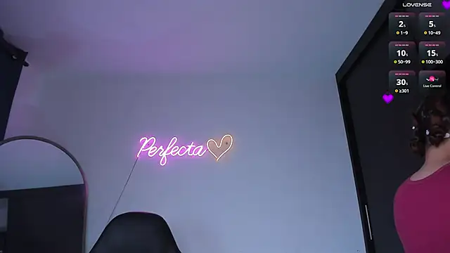 Snapshot of daniela_hornny chatting on 03-04-26, 05:46 daniela hornny online show from 03-04-26, 05:46