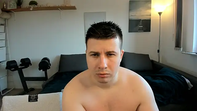 Snapshot of PollyFlame chatting on 03-15-25, 07:31 PollyFlame online show from 03-15-25, 07:31