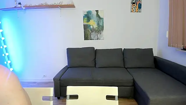 PollyFlame online show from 04-11-26, 07:51