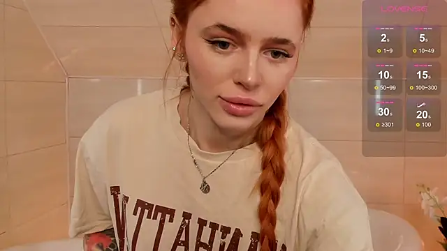 Phoenix Margo online show from 10-12-25, 04:11