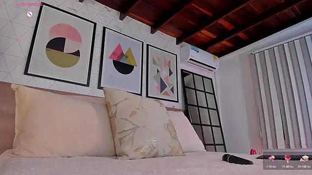 Snapshot of susan_cute198 chatting on 02-08-26, 11:46 susan cute198 online show from 02-08-26, 11:46