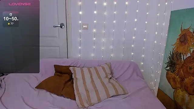 Snapshot of nymphobaby chatting on 12-08-24, 11:08 nymphobaby online show from 12-08-24, 11:08